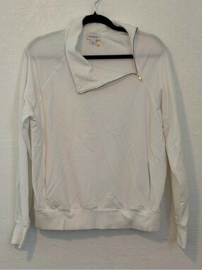 Evereve Off-White Asymmetrical Zip Cowl Turtleneck Sweater